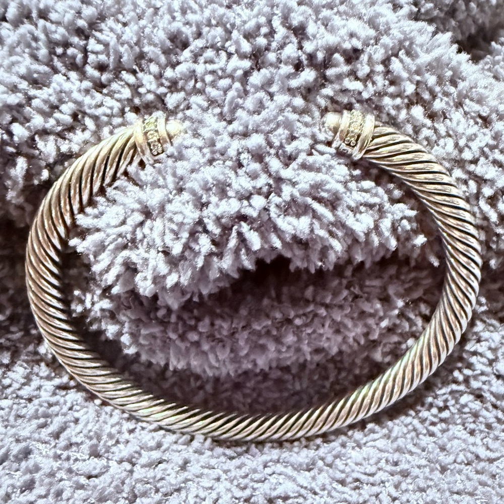 DY Authentic 4 mm Classic Cable Bracelet w/ Diamonds. Size small - Picture 3 of 12